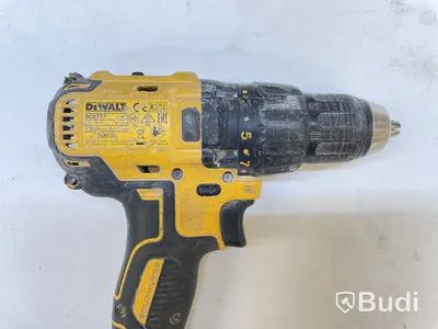 Borrskruvdragare Dewalt, DCD777 samt verktygslåda
