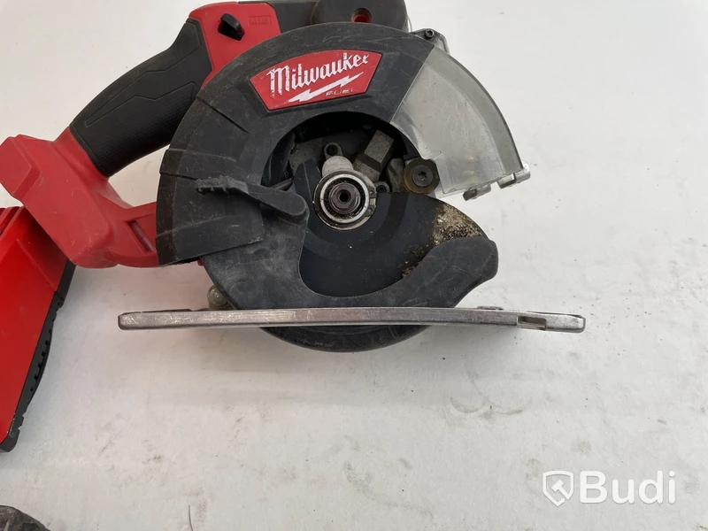 Cirkelsåg och borrhammare Milwaukee, M18 BH och M18 FMCS
