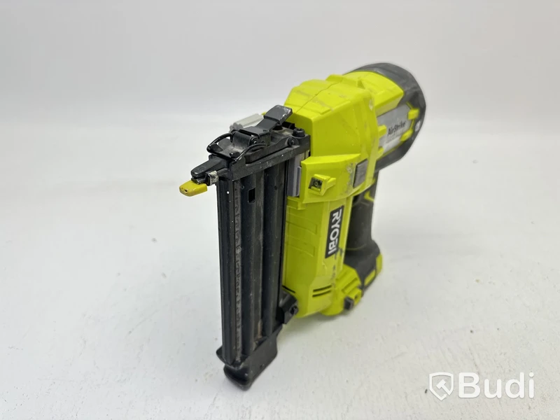 Verktyg Ryobi, Sticksåg, Spikpistol inkl. laddare och batteri.
