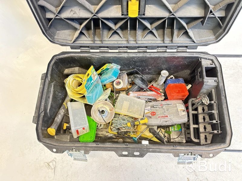 Verktygsvagn Stanely Fatmax inklusive diverse innehåll.