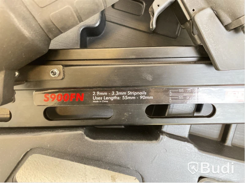 Rakbandad spikpistol Senco S900FN