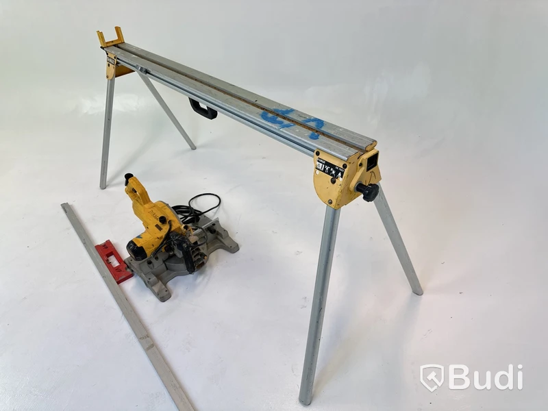 Kap- och gersåg Dewalt, DW777-qs samt vattenpass Hultafors