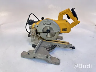 Kap- och gersåg Dewalt, DW777-qs samt vattenpass Hultafors