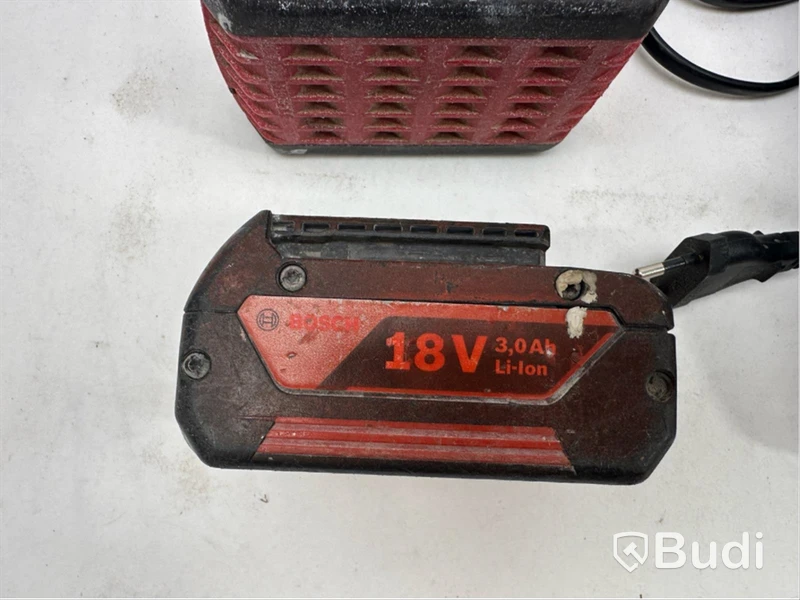 Laddare och 2 st. Batterier Bosch, 18V