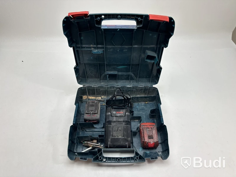 Laddare och 2 st. Batterier Bosch, 18V