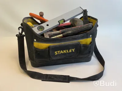 Verktygsväska Stanley med diverse måverktyg