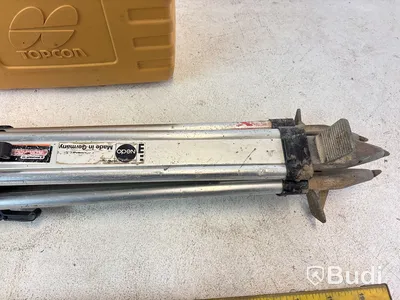 Rotationslaser Topcon, samt lasermottagare, stativ och laserstång, olika märken