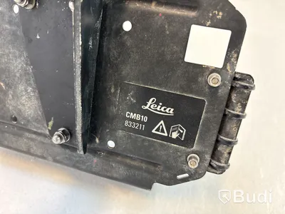 Rotationslaser och lasermottagare Leica, samt stativ och laserstång Lyssna