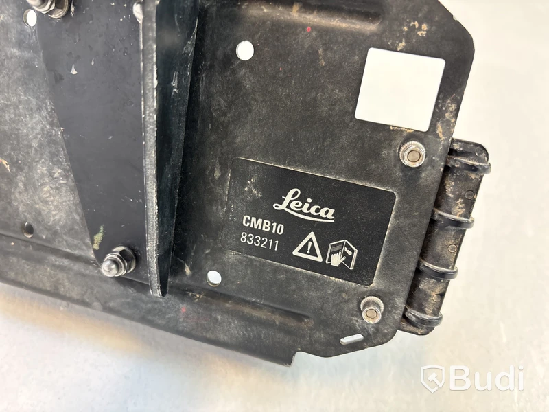 Rotationslaser och lasermottagare Leica, samt stativ och laserstång Lyssna