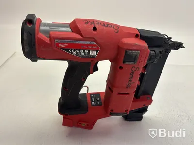 Tigersåg M18 CSX och Dyckertpistol Milwaukee M18 FN18GS