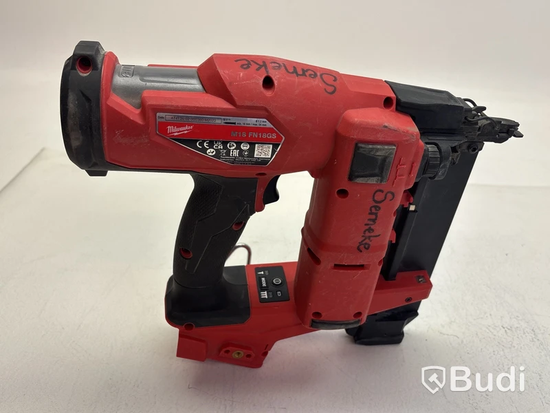 Tigersåg M18 CSX och Dyckertpistol Milwaukee M18 FN18GS