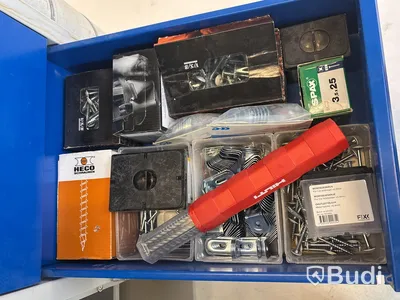 Verktygsbänk Bilka, 93 (H) x 99 (L) x 59 (B), med hjul
