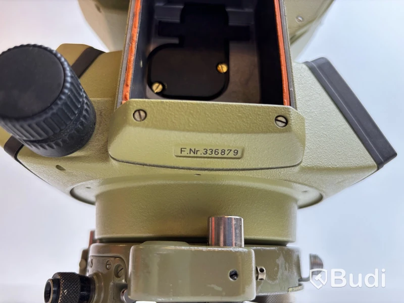 Teodolit Wild Heerbrugg Tachymat TC1000 Digital Theodolite