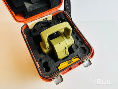 Teodolit Wild Heerbrugg Tachymat TC1000 Digital Theodolite