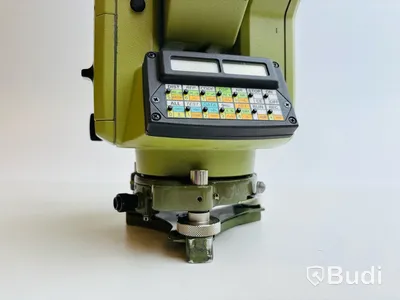 Teodolit Wild Heerbrugg Tachymat TC1000 Digital Theodolite