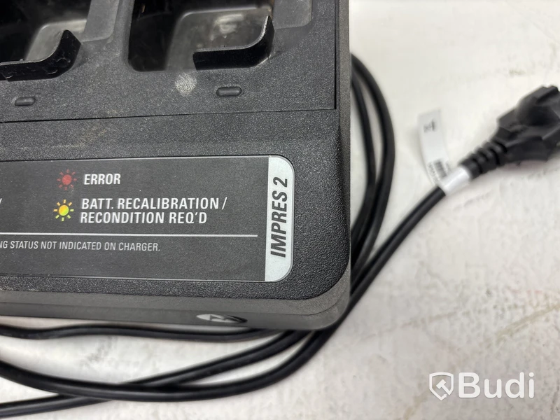 3 st. Walkie Talkie Hytera PD705LT, 2 st. DP2400e med 8 st. monofoner samt 8 st. laddare