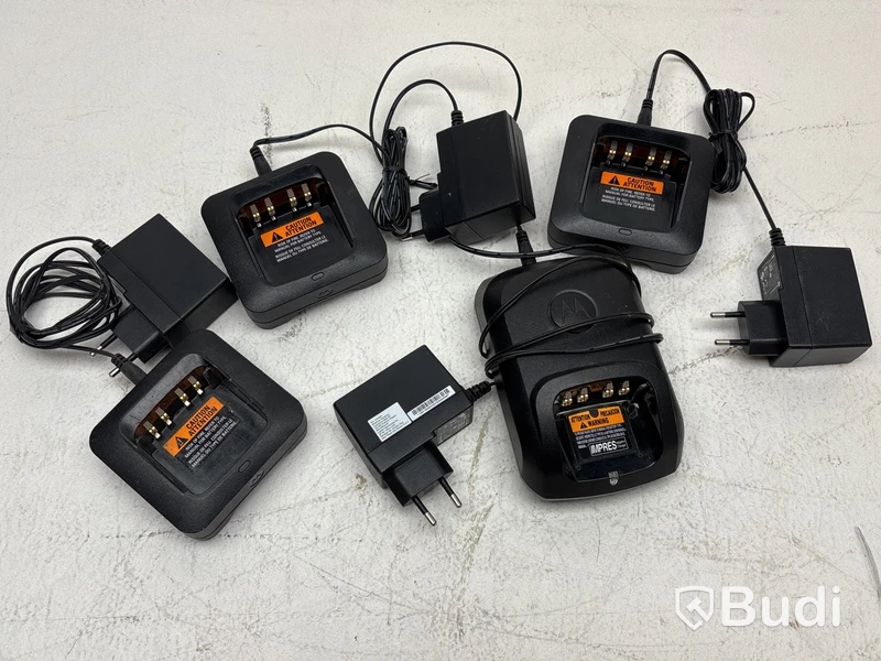 3 st. Walkie Talkie Hytera PD705LT, 2 st. DP2400e med 8 st. monofoner samt 8 st. laddare