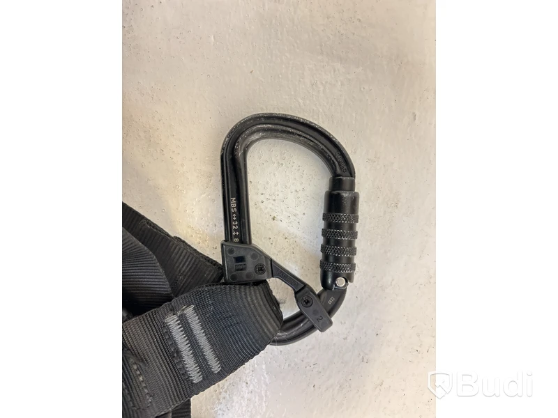 Helkroppssele Petzl, Avao inkl. falldämpare