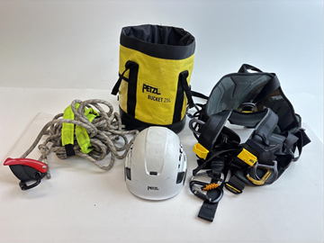 Helkroppssele Petzl, Avao