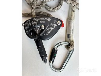 Helkroppssele Petzl, Avao