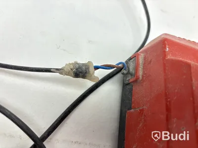 Mutterdragare och borrhammare Hilti