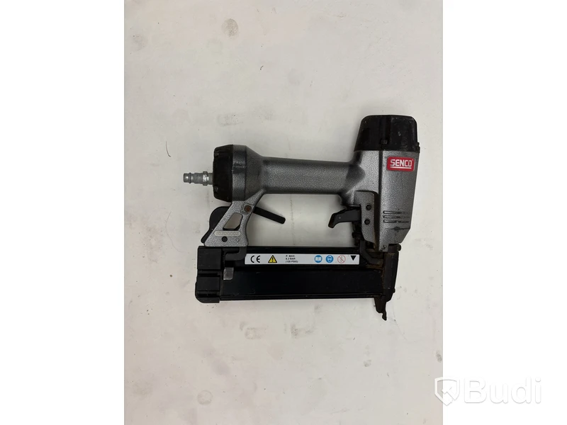 Dyckertpistol Senco och borrhammare Meectools