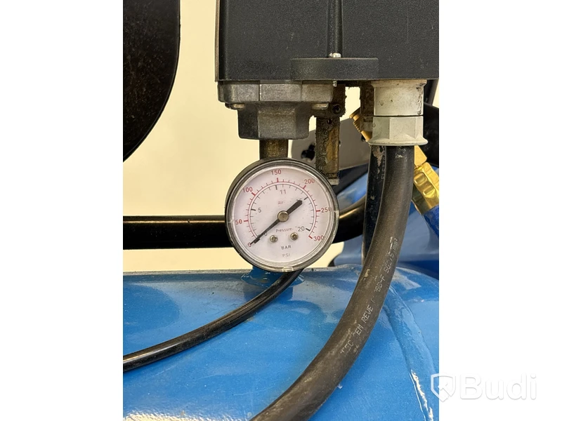 Kompressor ABAC LT100 med tryckluftsslang Biltema