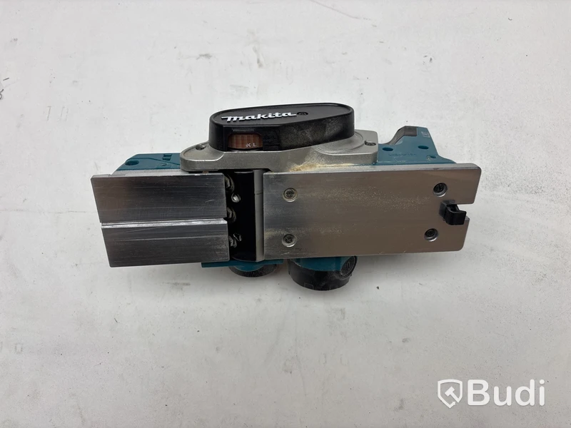 Trådlös hyvelmaskin Makita, DKP180