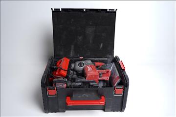 Borrhammare Milwaukee M18 CHX inkl. tillbehör.
