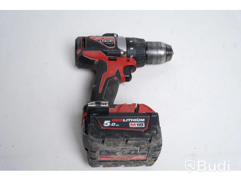 Skruvdragare Milwaukee M18 BLDD2 inkl. tillbehör.