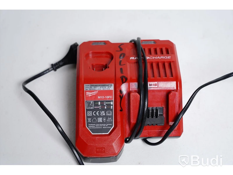 Skruvdragare Milwaukee M18 BLDD2 inkl. tillbehör.