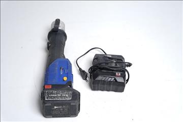 Pressmaskin Novipro 4000 Inkl. laddare och batteri.