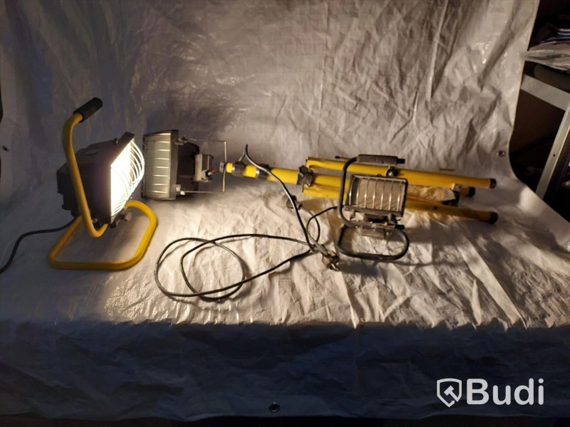 Milwaukee, Black&Decker, Bruksbo, Meec mfl repo/reservdelsobjekt elhandverktyg, div belysning 220volt, elcentral El Björn