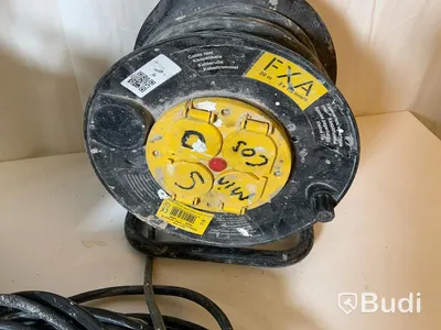 2st sladdvindor samt 1st förlängningssladd