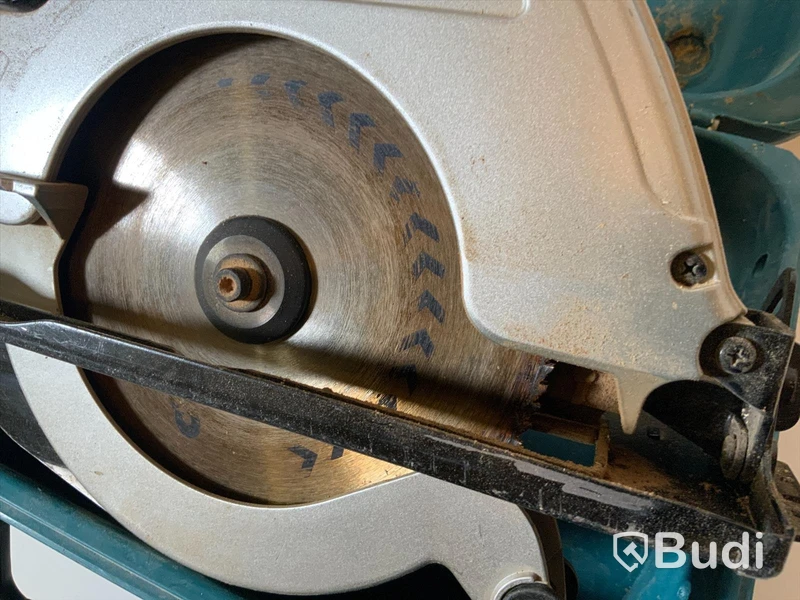 Makita 5704R cirkelsåg