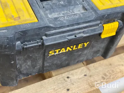 Verktygslåda Stanley med byggtillbehör
