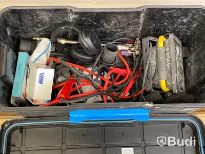 Verktygscase med byggtillbehör