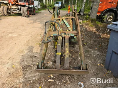 Frontlastare veterantraktor Ålö 1256/57