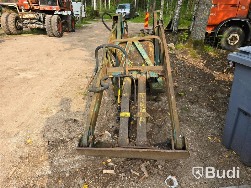Frontlastare veterantraktor Ålö 1256/57