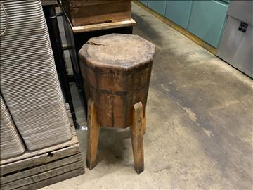 Huggkubb ca 80 cm hög