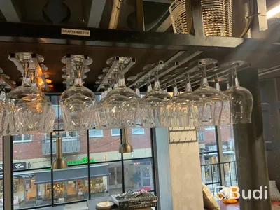 Div glas, öl, vin m.m. (Alla glas på spjuten)