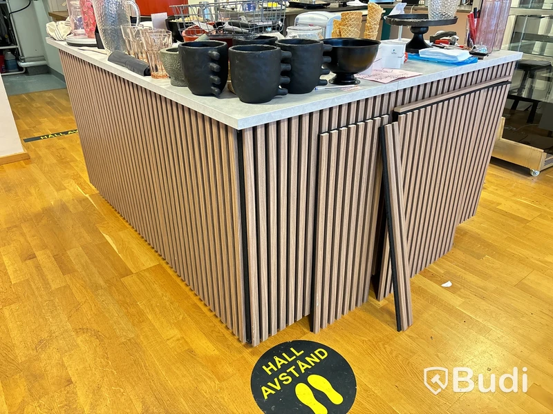Caféinredning och varor. Stort parti!