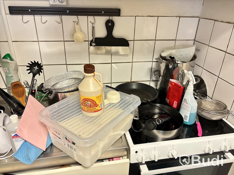 Caféinredning och varor. Stort parti!