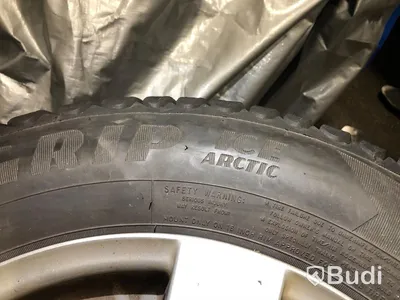 Vintehjul dubbade på alufälg 215/65xR16 Volvo V60, V70, XC70, mfl