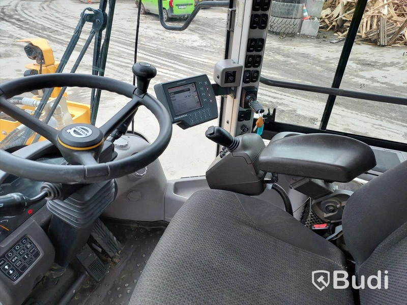 Hjullastare Volvo L180H - 2017