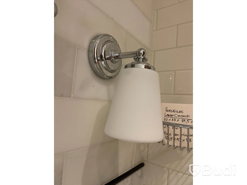 Badrumsbelysning/armatur Perla Nypris: 1575 SEK/St