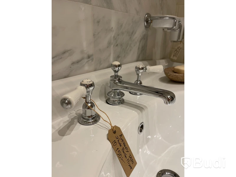 Badrumsblandare, 3 delar Avebury Taps Nypris: 10150 SEK