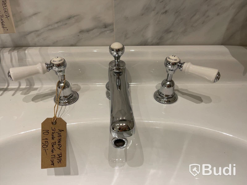 Badrumsblandare, 3 delar Avebury Taps Nypris: 10150 SEK