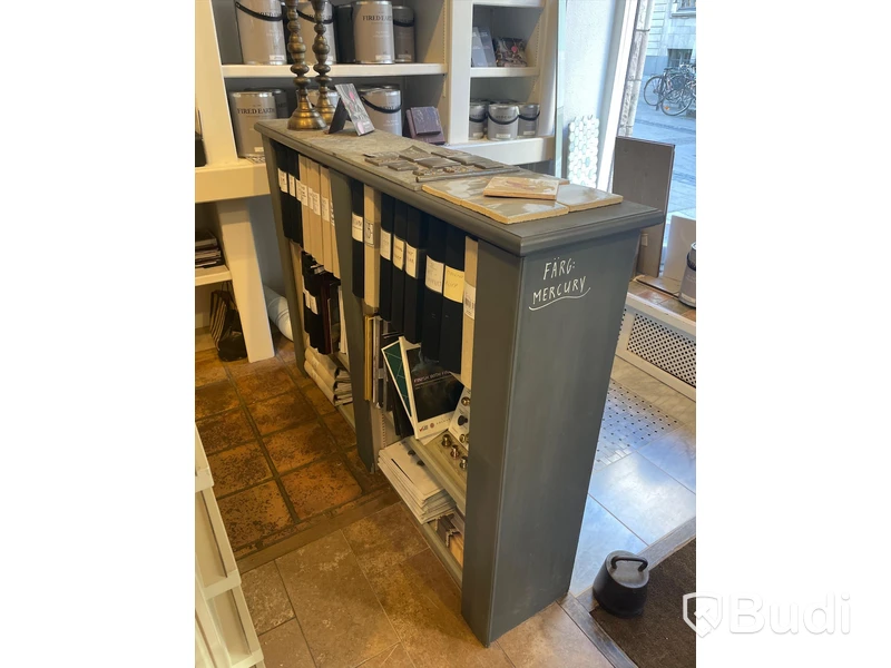 Liten butikshylla, grå