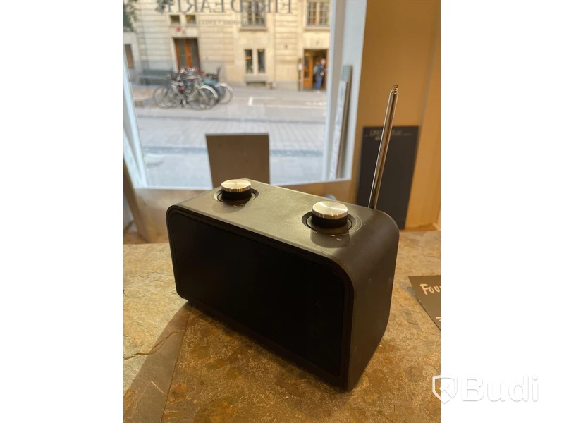 Högtalare med FM-radio